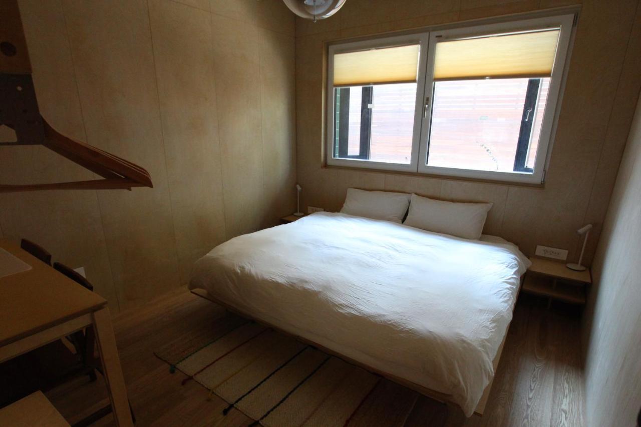 Entire Apartment Or Single Rooms In Homegarden Park Near Camp Humprehys Пионтек Екстериор снимка